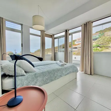 Casa Ana Attic 아파트 *